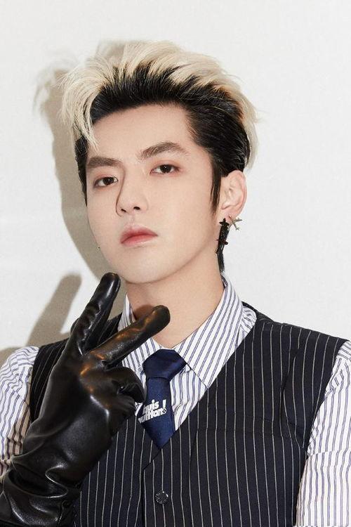 吴亦凡吃瓜娱乐爆料,娱乐圈吃瓜爆料背后的真相揭秘  第2张